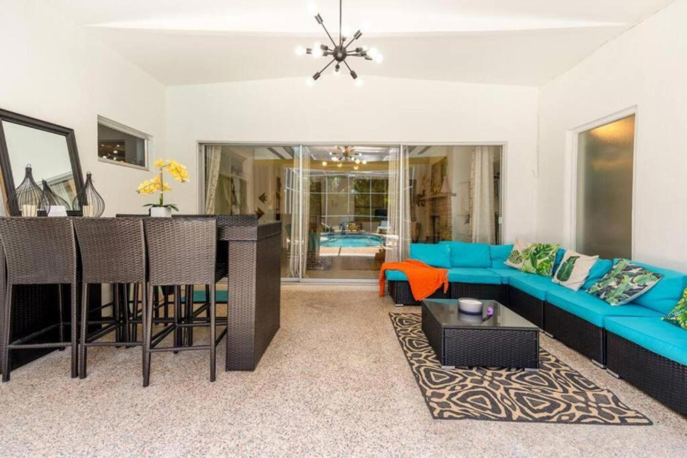 Fantastic Island House 1 Mile To The Beach With Heated Pool Sarasota Exterior foto