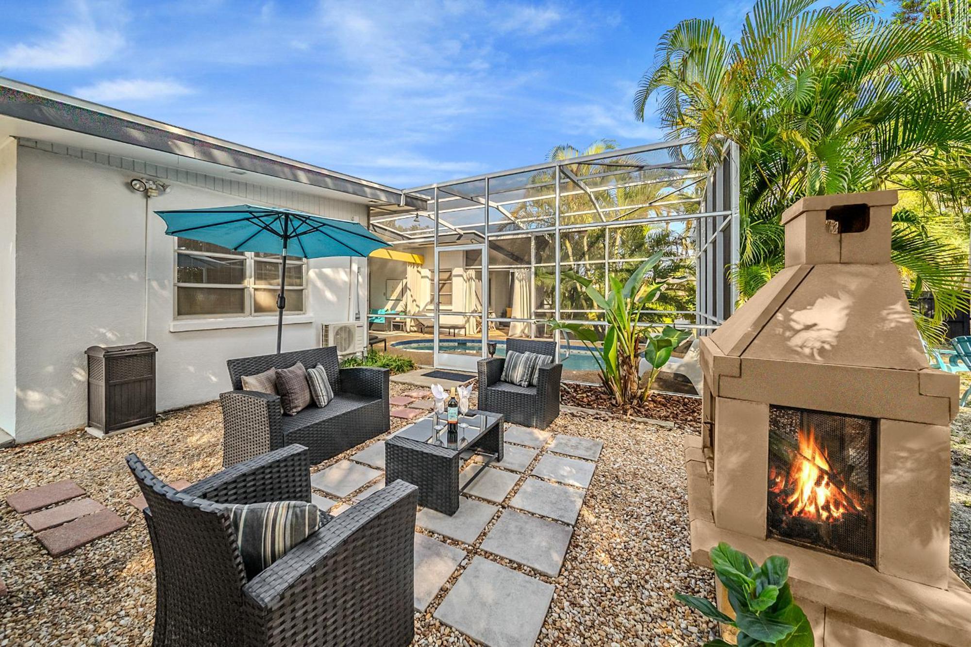Fantastic Island House 1 Mile To The Beach With Heated Pool Sarasota Exterior foto