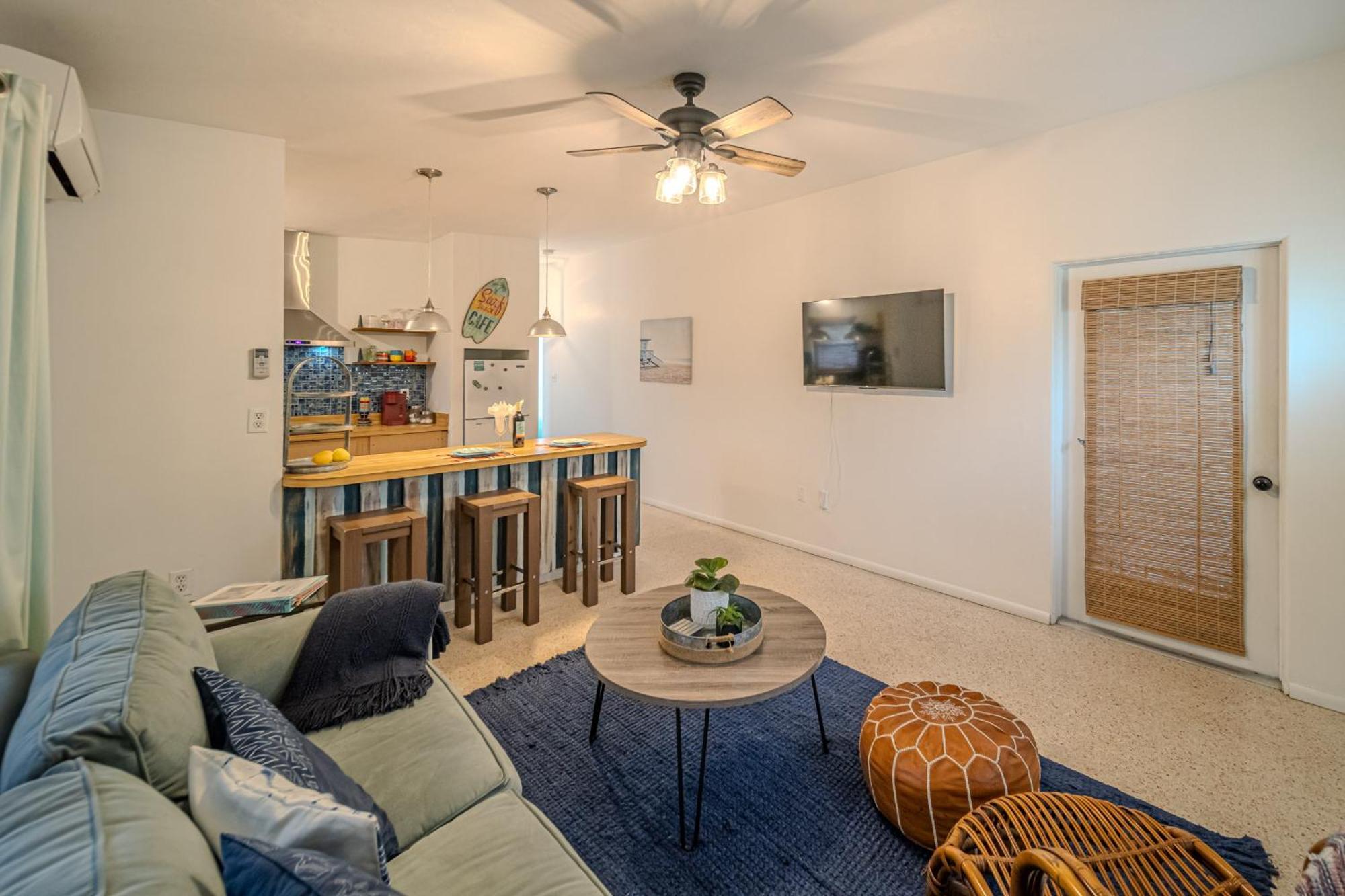 Fantastic Island House 1 Mile To The Beach With Heated Pool Sarasota Exterior foto